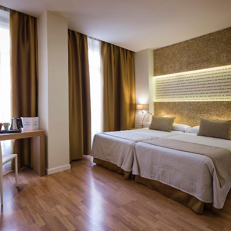 Hotel Comfort Dauro 2 Granada Dış mekan fotoğraf